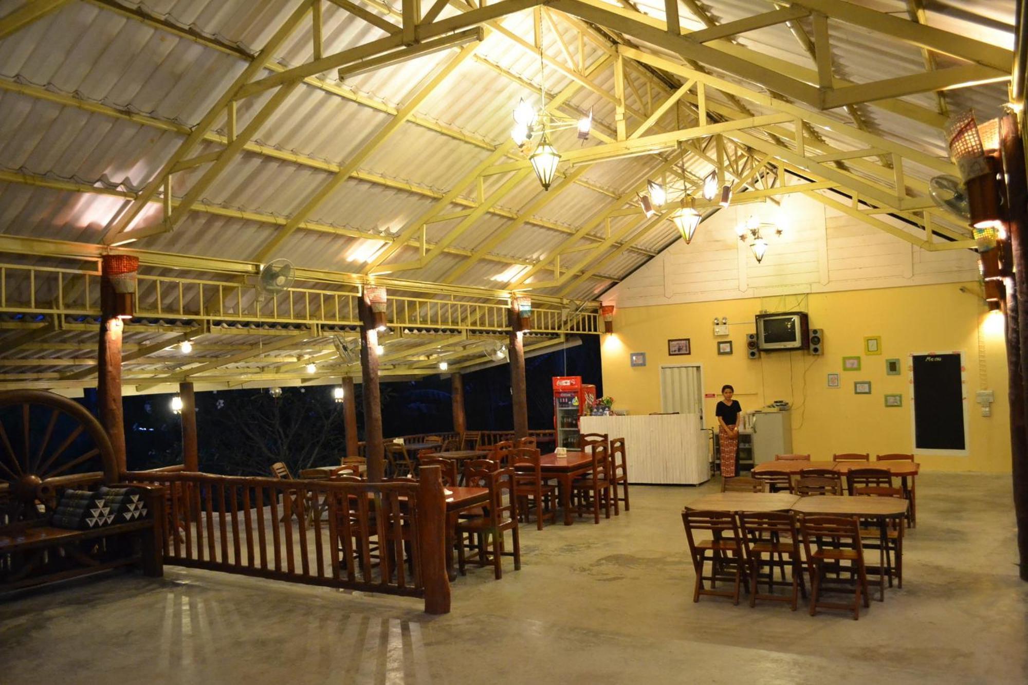 Touch Star Resort - Doi Inthanon Chom Thong Esterno foto