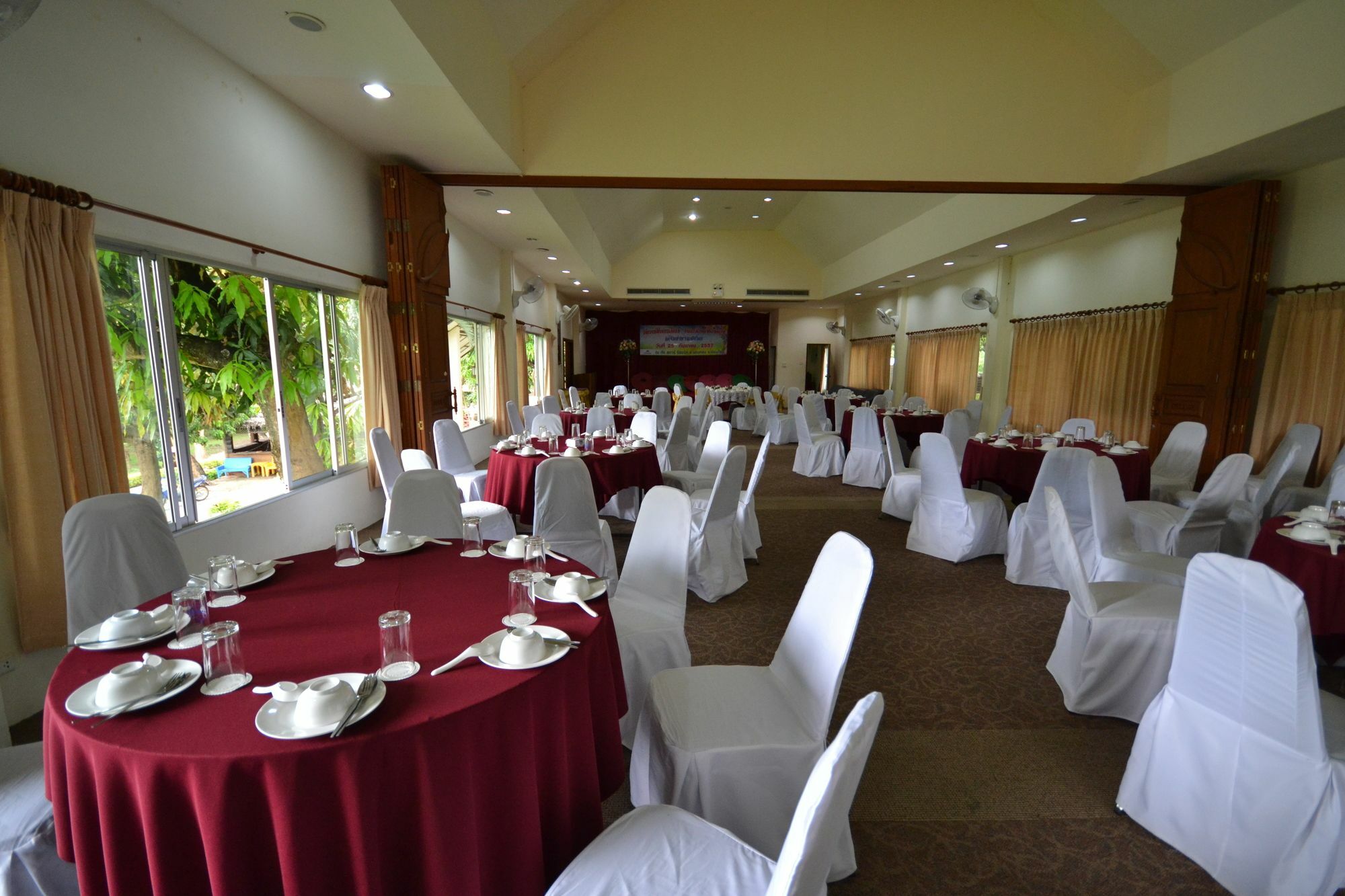 Touch Star Resort - Doi Inthanon Chom Thong Esterno foto